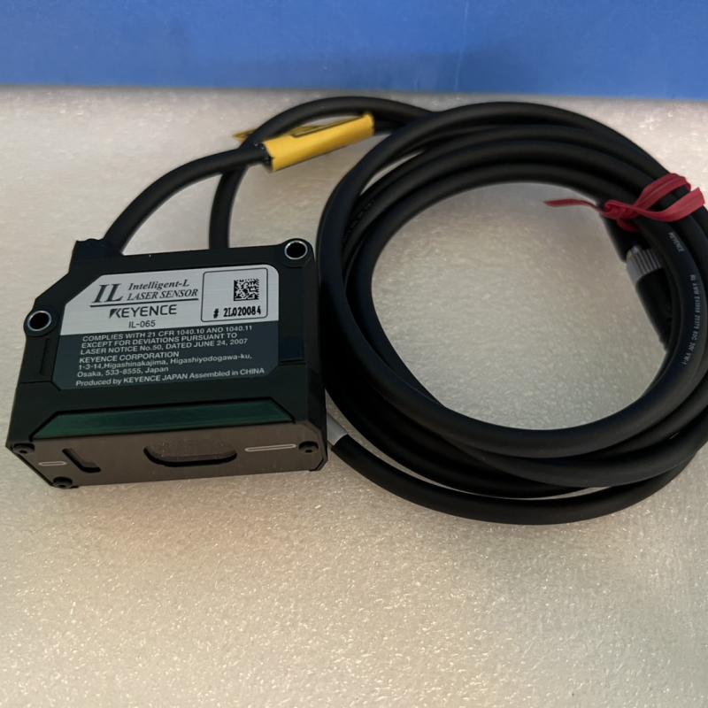KEYENCE IL-065